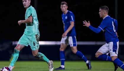  升班马波鸿爆冷，终结拜仁跨赛季连胜  