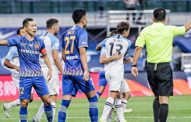  罗马锋线低迷遭升班马逼平  