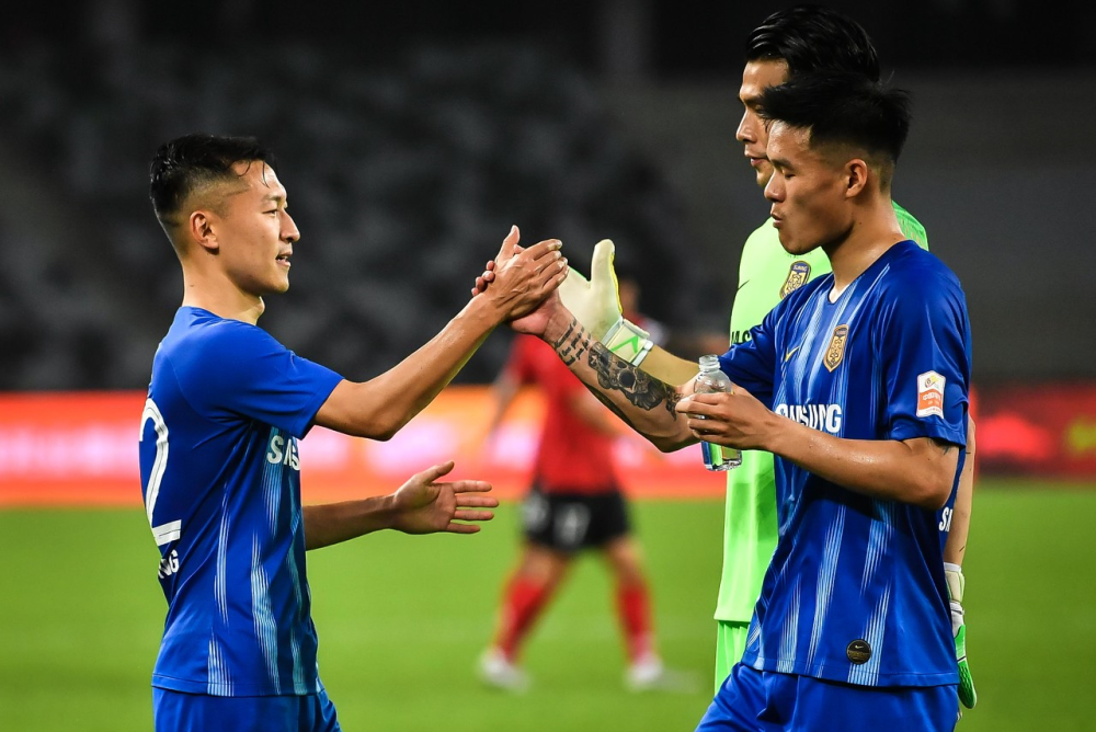  国际米兰冬窗豪购，锁定英超主力后卫  