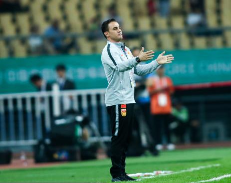  热那亚新帅首秀遭遇开门黑  