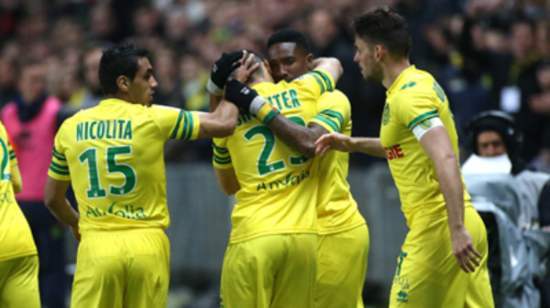  巴黎铁卫乌龙送礼，摩纳哥客场抢分  