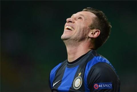  国米旧将反戈一击助弱旅爆冷  